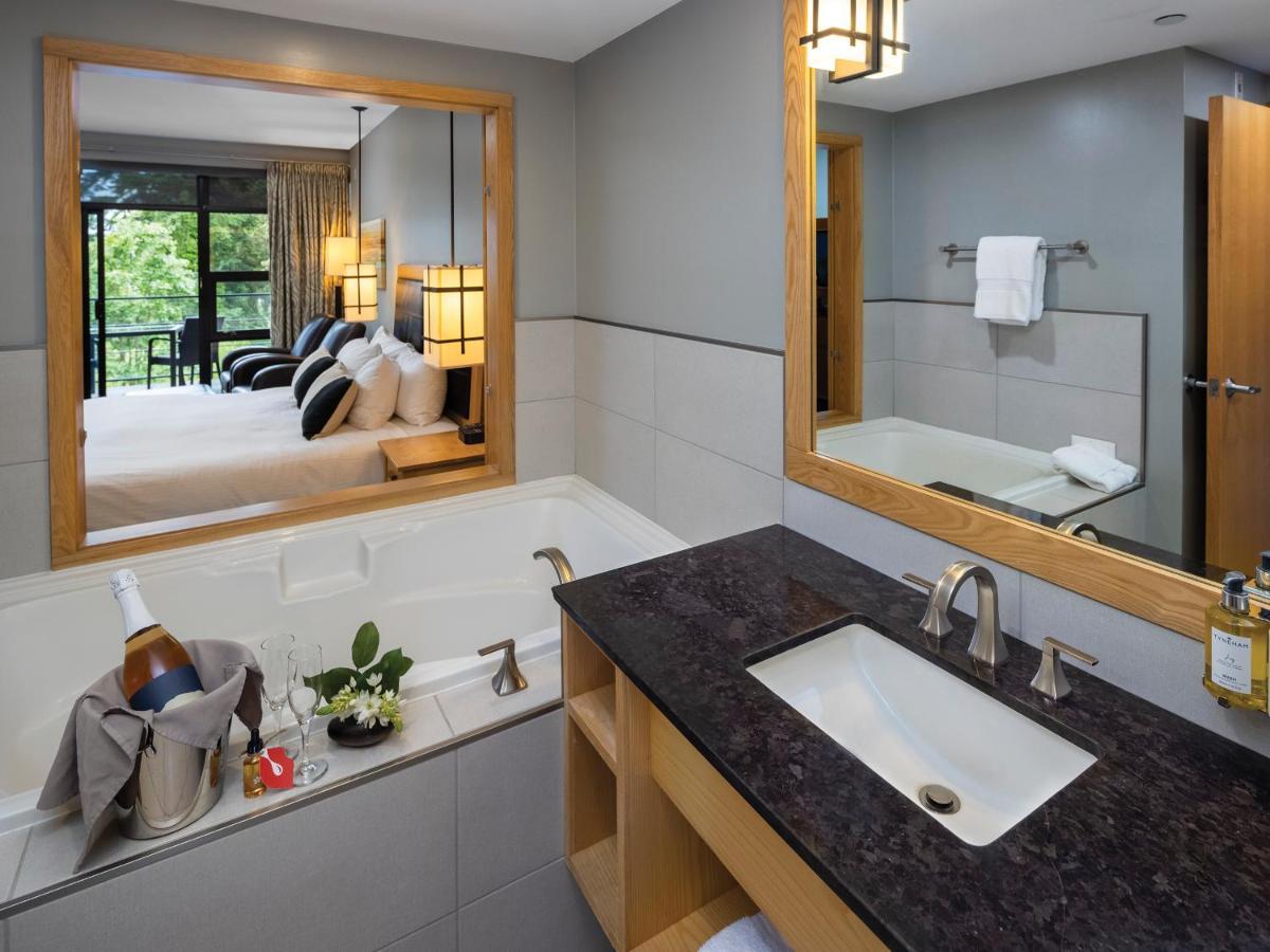 Brentwood Bay Resort & Spa Luaran gambar