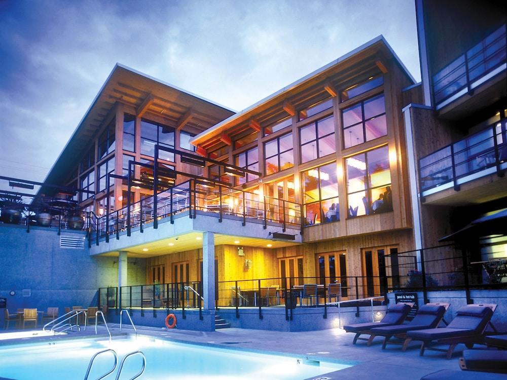 Brentwood Bay Resort & Spa Luaran gambar